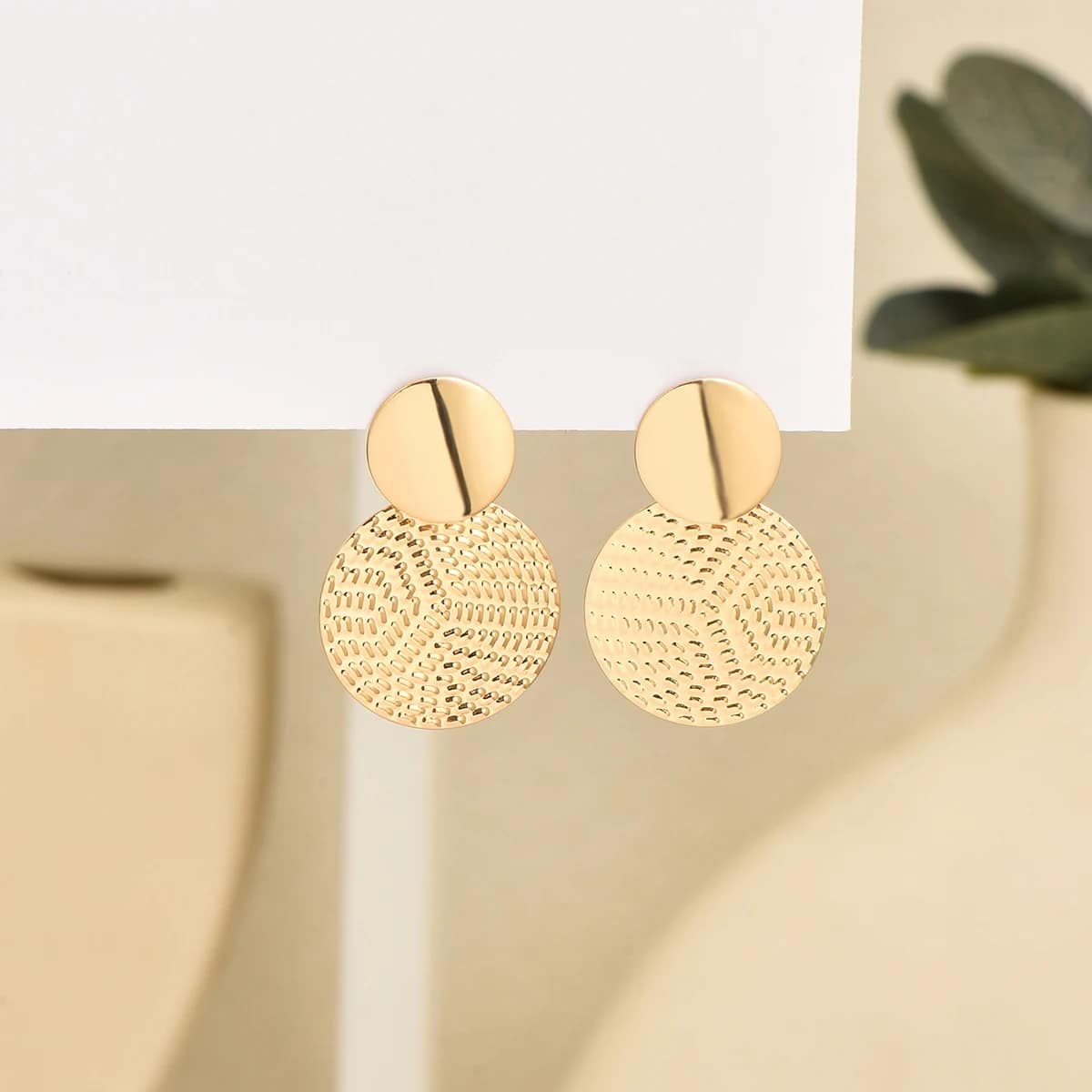 kf-S1bb7ced0cecd4d3e945f2af3e19fd093i Aretes De Mujer Bohemia Trendy Geometric Metal Round Earrings. - Image 3