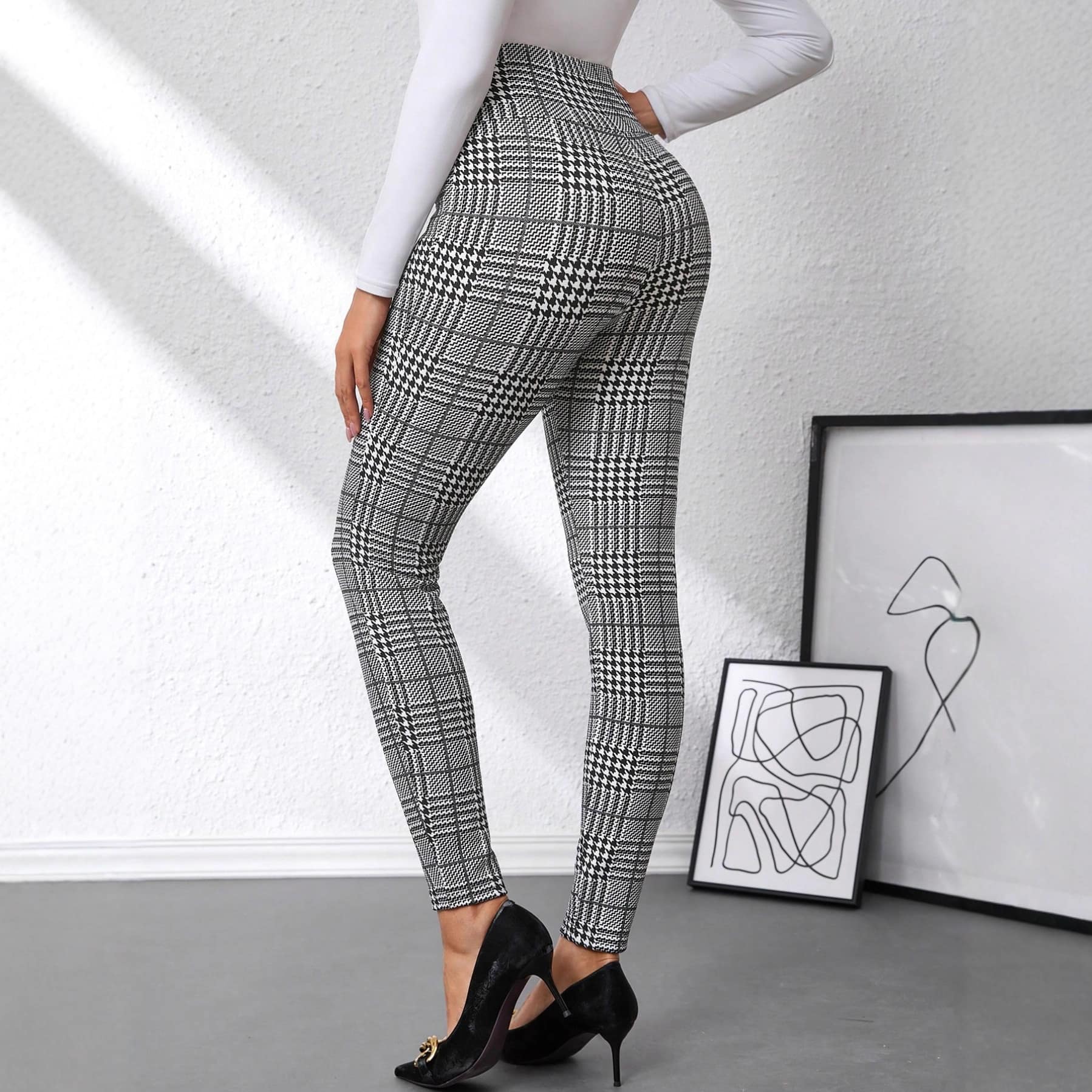 5531aba1-b377-4729-b811-a6c990d1c96e.jpg Women's Check Print Button Embellished High-waist Slim-fit Knit Pants - Image 5