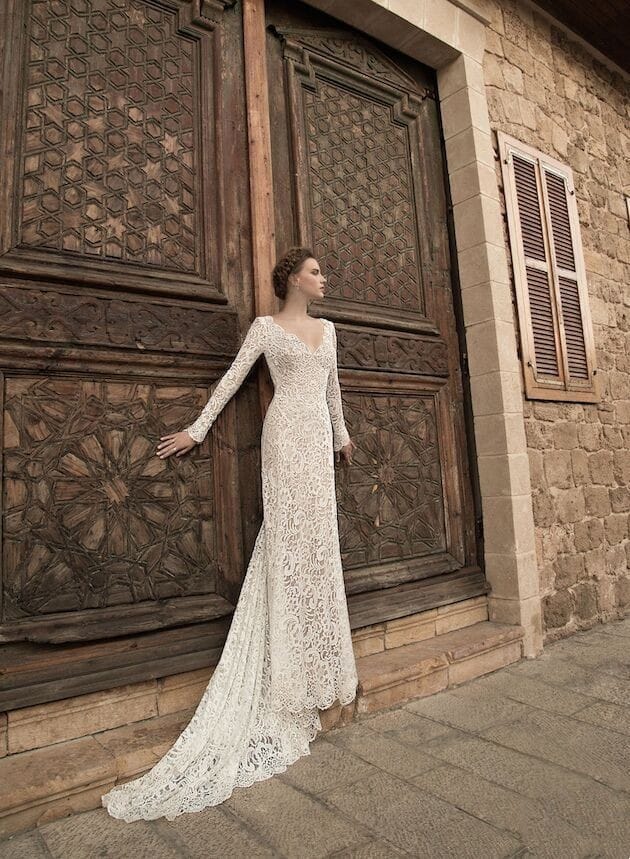 a38a1479-1450-4b6e-a37d-86787bfa78c3.jpg Fantasy V-neck Exposed Back Long Sleeve Mop Dress - Image 3