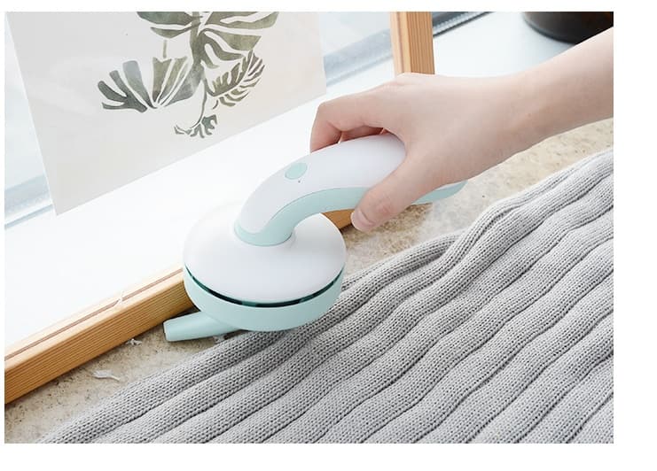da4fab12-fc70-4a59-8f54-fdca43aff9e2.jpg USB Portable Handheld Desktop Vacuum Cleaner - Image 4
