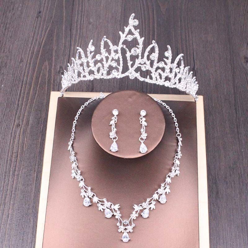 e91a9ef7-7f4c-4dd9-8853-395ef9c43076.jpg Bridal Rhinestone Crown Necklace Set Wedding Accessories - Image 7