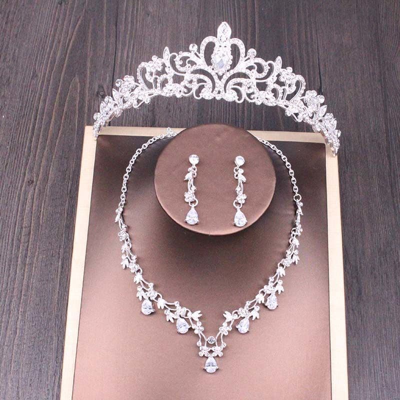 fff83721-4578-415b-9cf8-b14e23ea3d5b.jpg Bridal Rhinestone Crown Necklace Set Wedding Accessories - Image 3